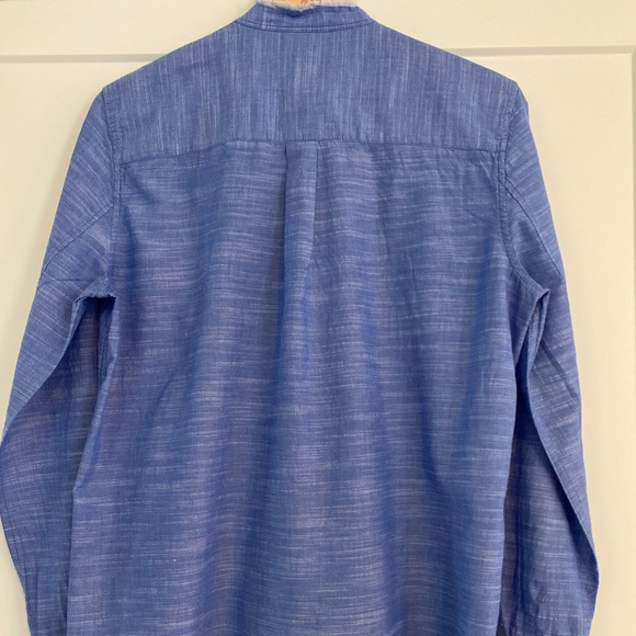 Gap Fitted Boyfriend Shirt - EUC - Picture 8 of 9